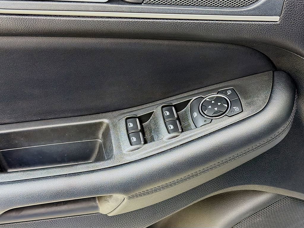 Used 2024 Ford Edge SEL w/ Convenience Package image 26