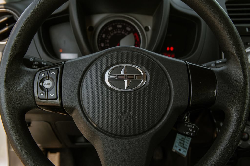 Used 2010 Scion xD FWD image 16