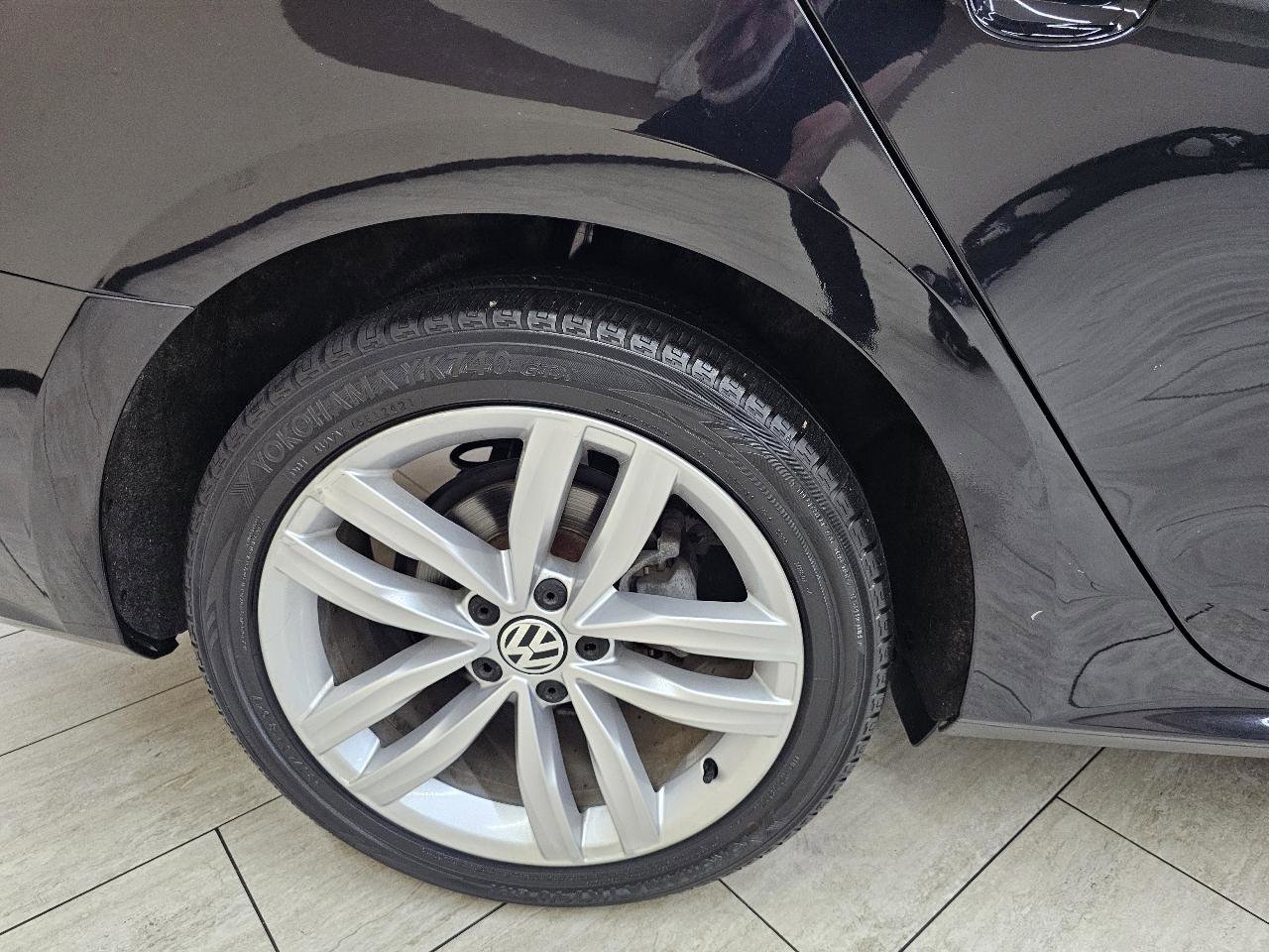 Used 2019 Volkswagen Passat Wolfsburg Edition FWD image 39