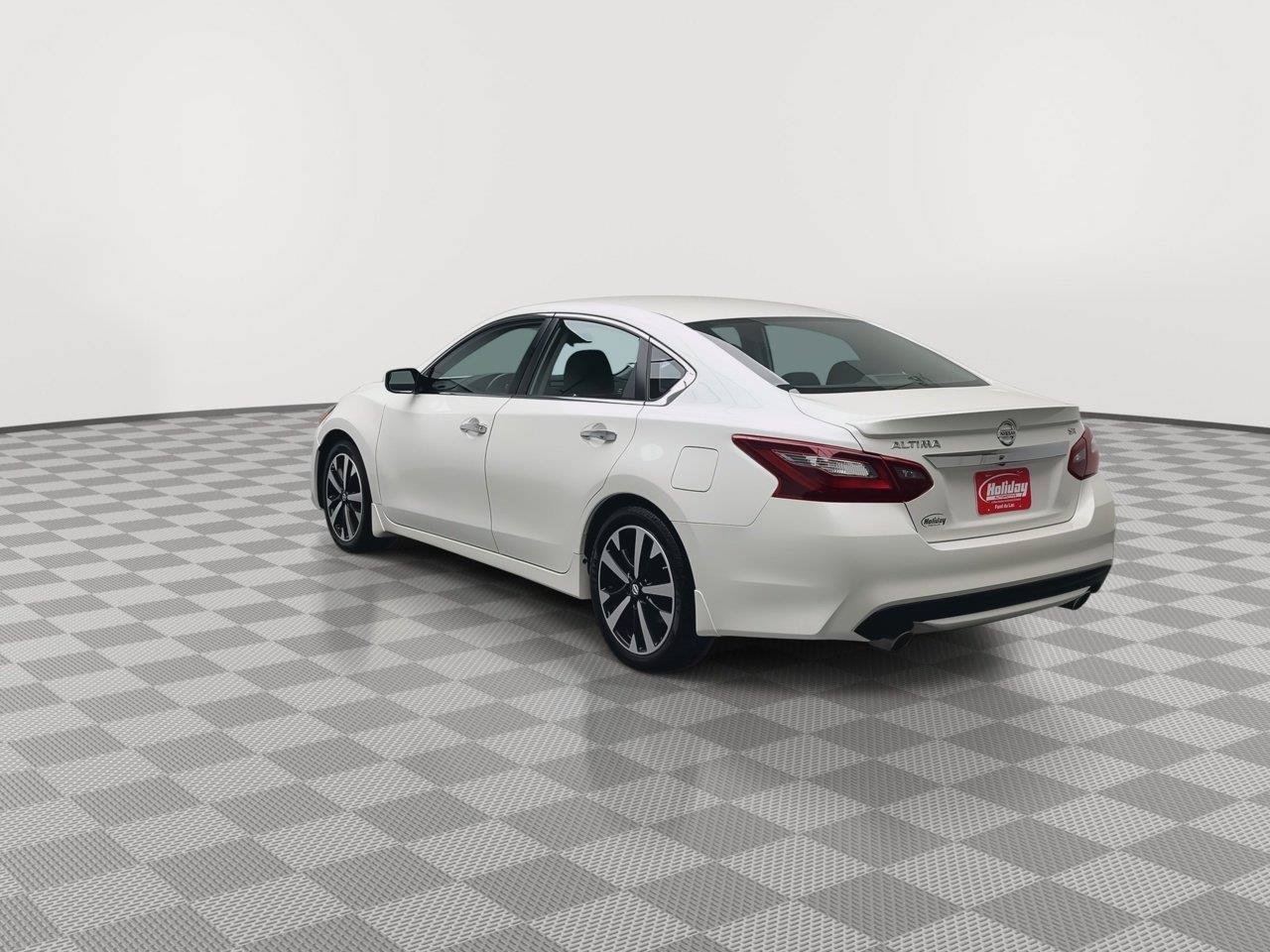 Used 2018 Nissan Altima 2.5 SR FWD image 30