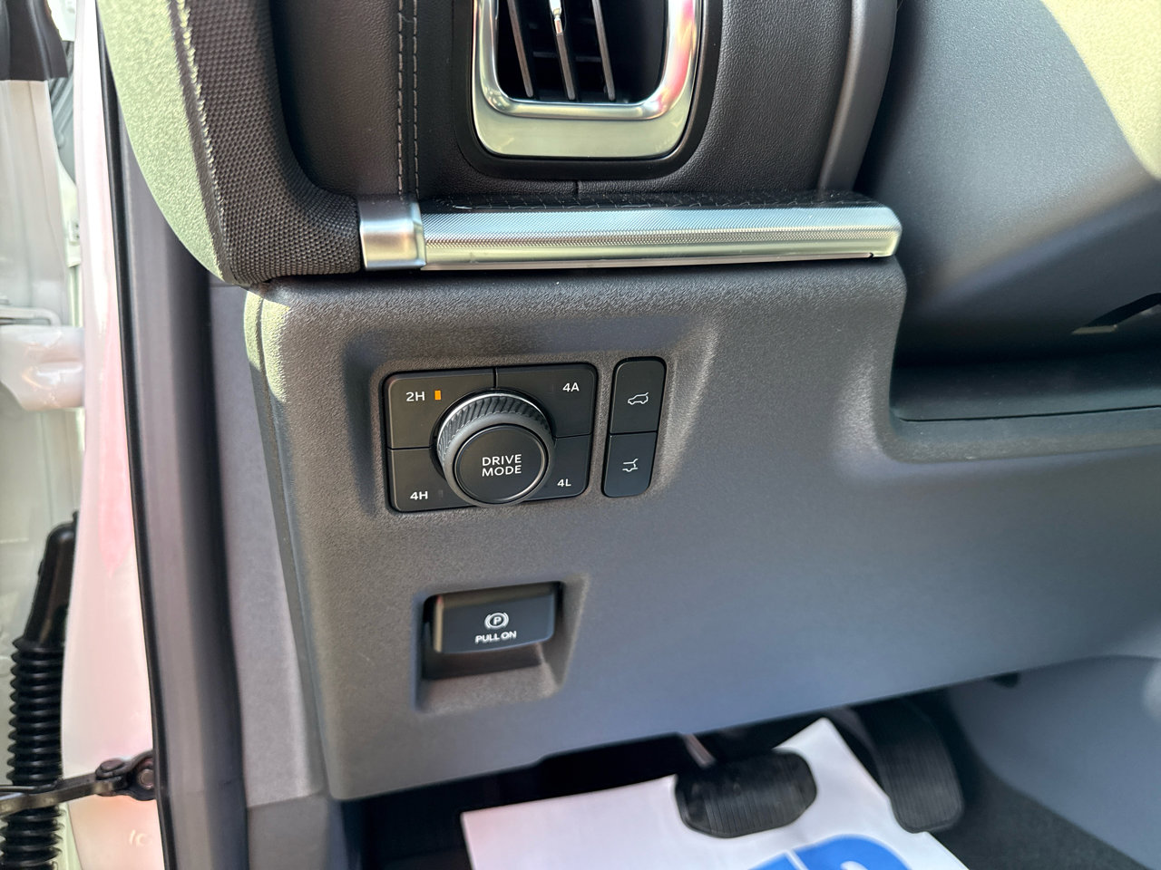 New 2025 Ford Expedition Max Platinum image 24