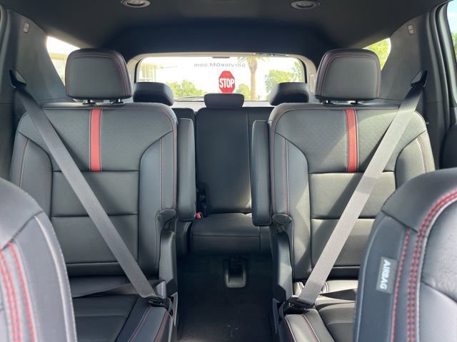New 2026 Chevrolet Traverse RS w/ LPO, Floor Liner Package FWD image 46
