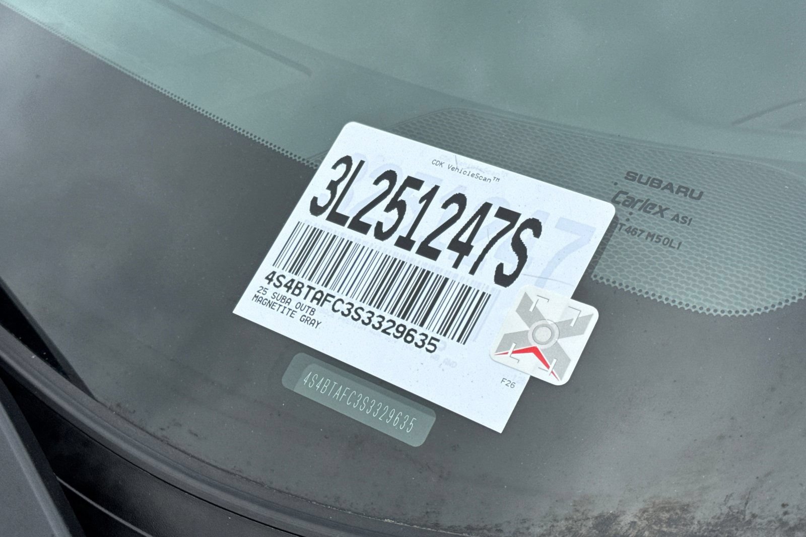 Certified 2025 Subaru Outback Premium AWD/4WD image 32