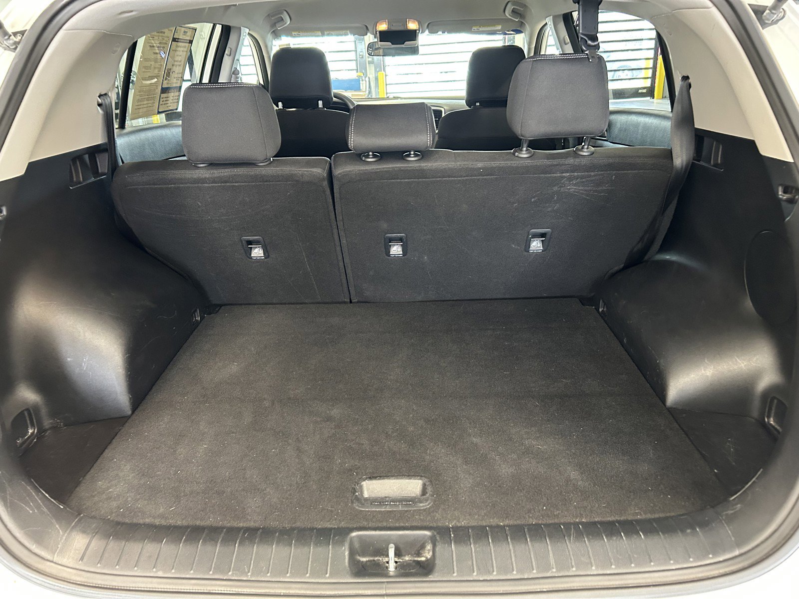 Used 2020 Kia Sportage LX image 15