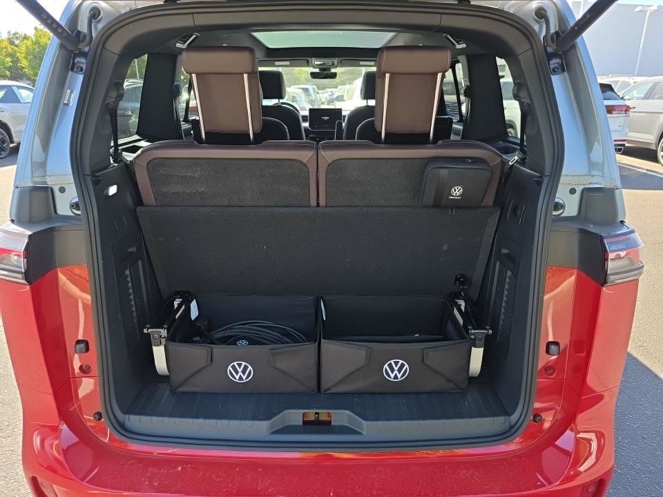 Certified 2025 Volkswagen ID. Buzz Pro S Plus RWD image 12