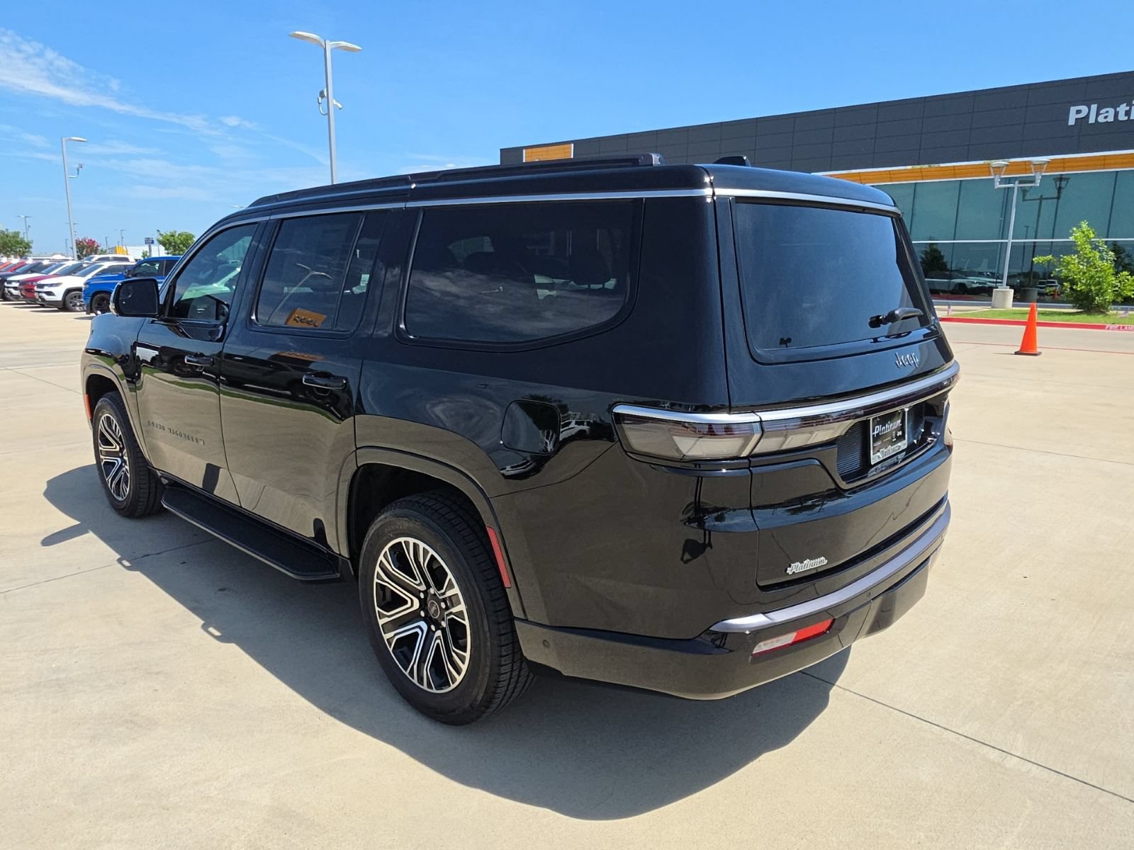 New 2026 Jeep Grand Wagoneer 2WD w/ Premium Group I image 3