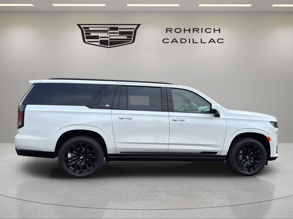 Certified 2024 Cadillac Escalade ESV Sport Platinum w/ LPO, ONYX Package AWD/4WD image 5