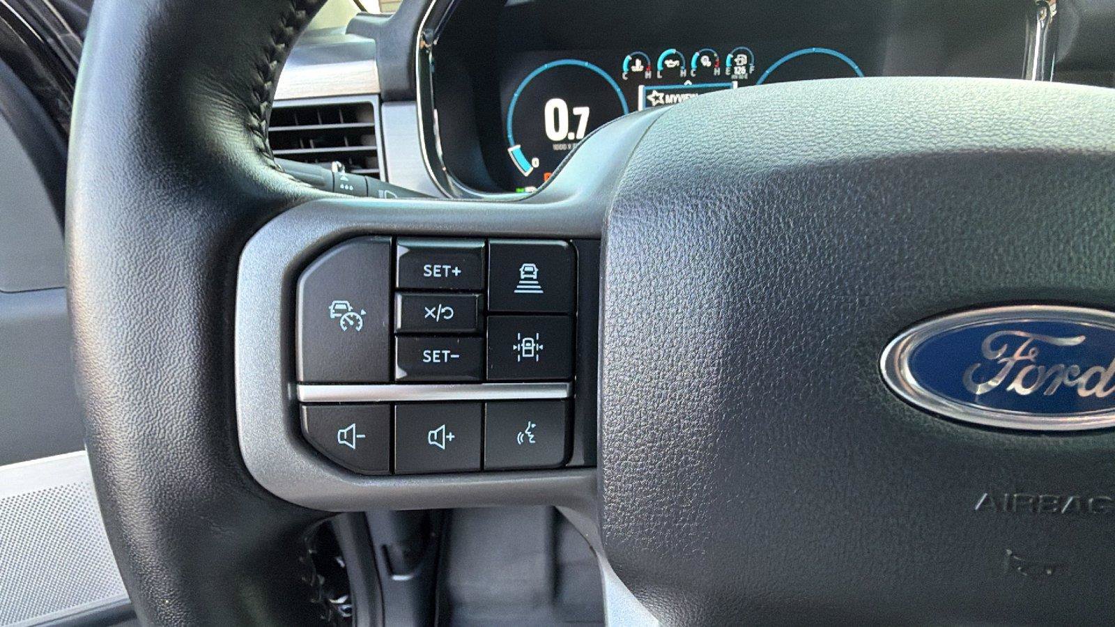 Used 2022 Ford F150 Lariat w/ Equipment Group 502A High AWD/4WD image 27