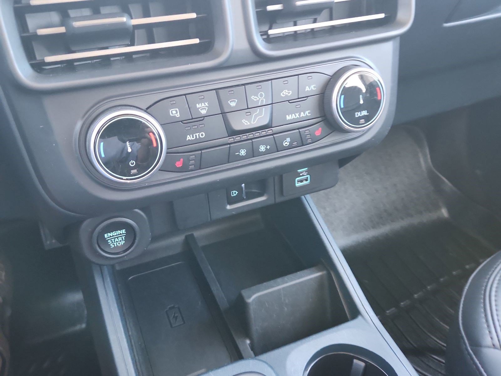 Used 2023 Ford Maverick Lariat w/ Lariat Luxury Package image 29