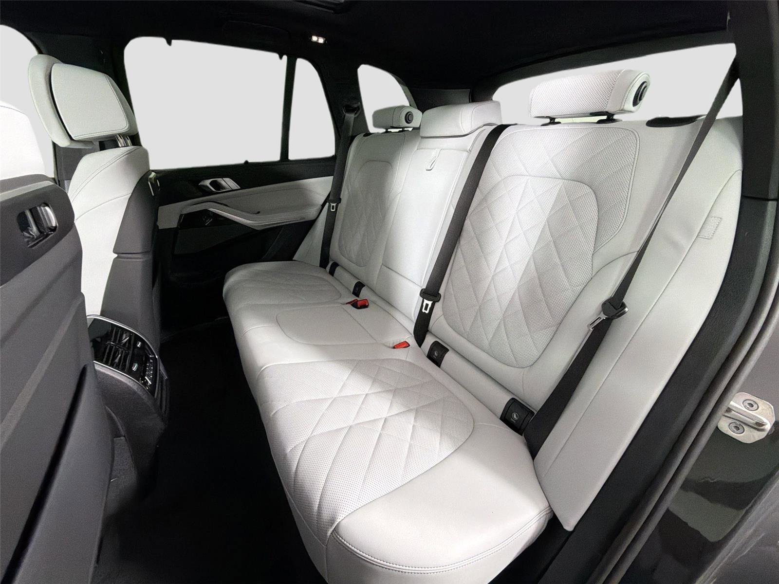 New 2026 BMW X5 xDrive40i AWD/4WD image 26