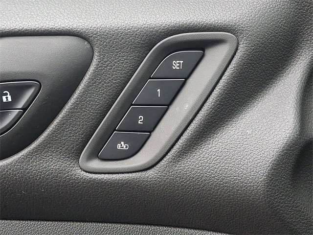 Used 2023 GMC Acadia Denali w/ Black Diamond Edition image 32