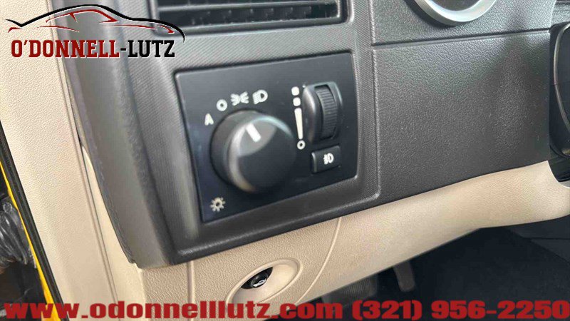 Used 2006 Dodge Charger R/T RWD image 14