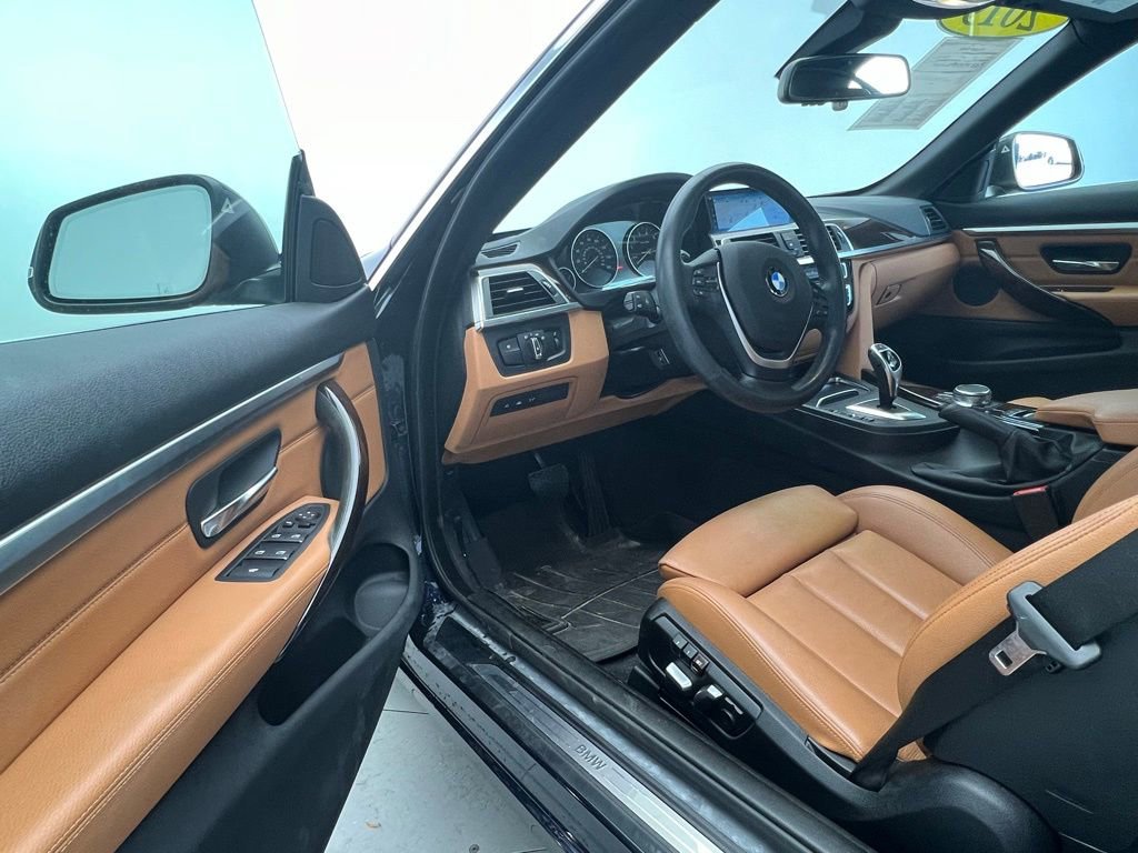 Used 2019 BMW 430i xDrive Convertible w/ Executive Package image 27