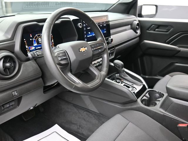 Used 2023 Chevrolet Colorado W/T image 14