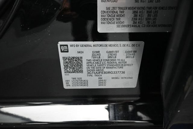 Used 2024 GMC Sierra 1500 AT4X AWD/4WD image 17