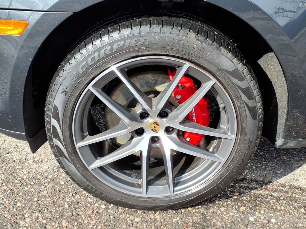 Used 2022 Porsche Macan S AWD/4WD image 9