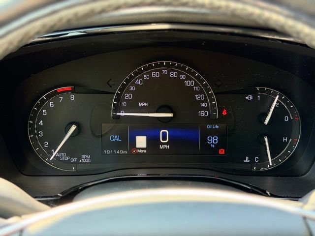 Used 2018 Cadillac XT5 Premium Luxury FWD image 9