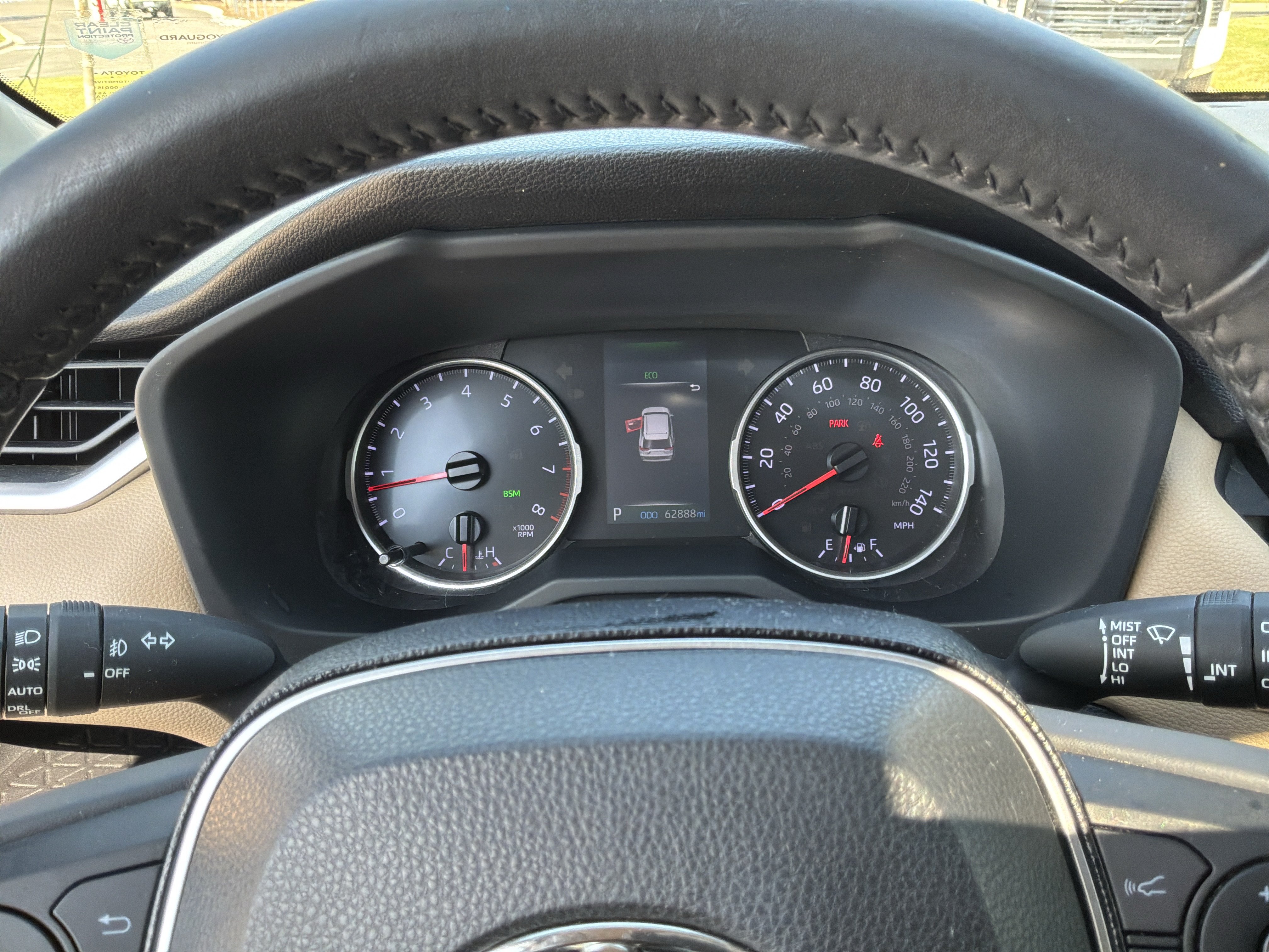 Used 2020 Toyota RAV4 XLE Premium FWD image 21