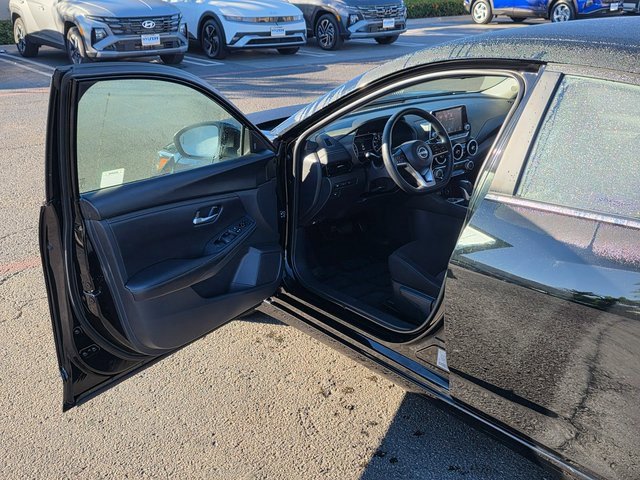 Used 2024 Nissan Sentra SV image 35