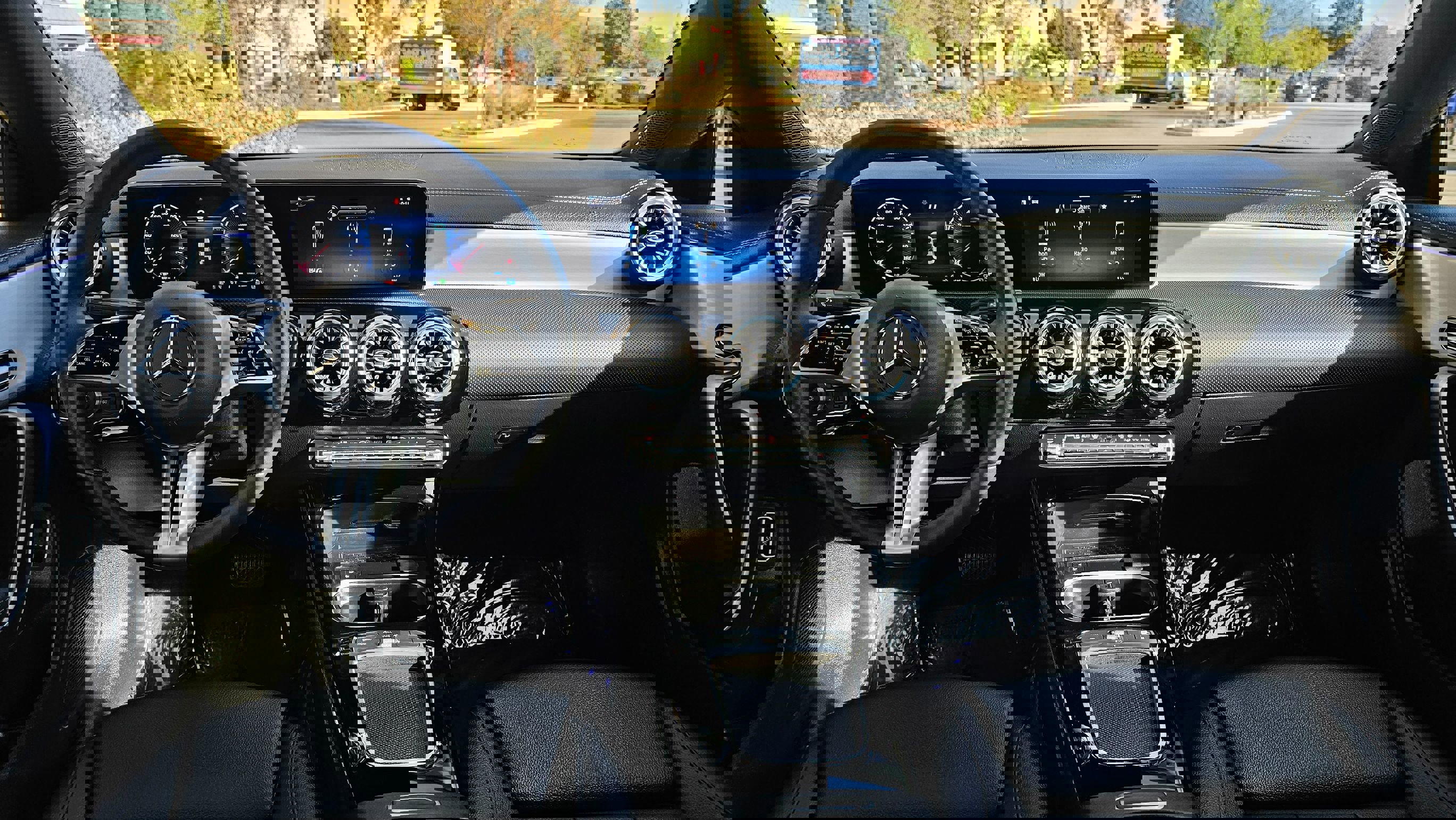 Used 2025 Mercedes-Benz CLA 250 4MATIC image 19