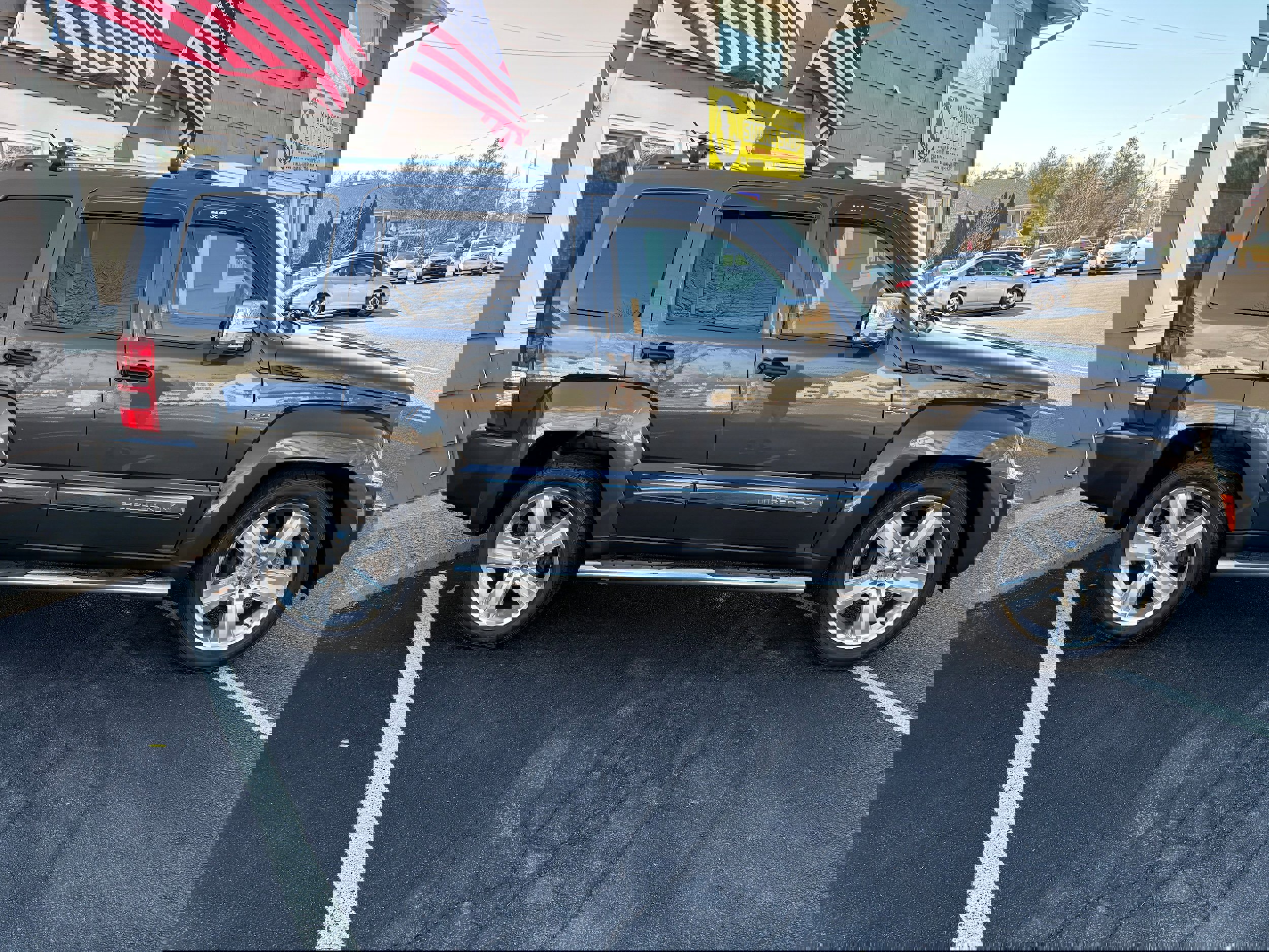 Used 2011 Jeep Liberty Sport image 4