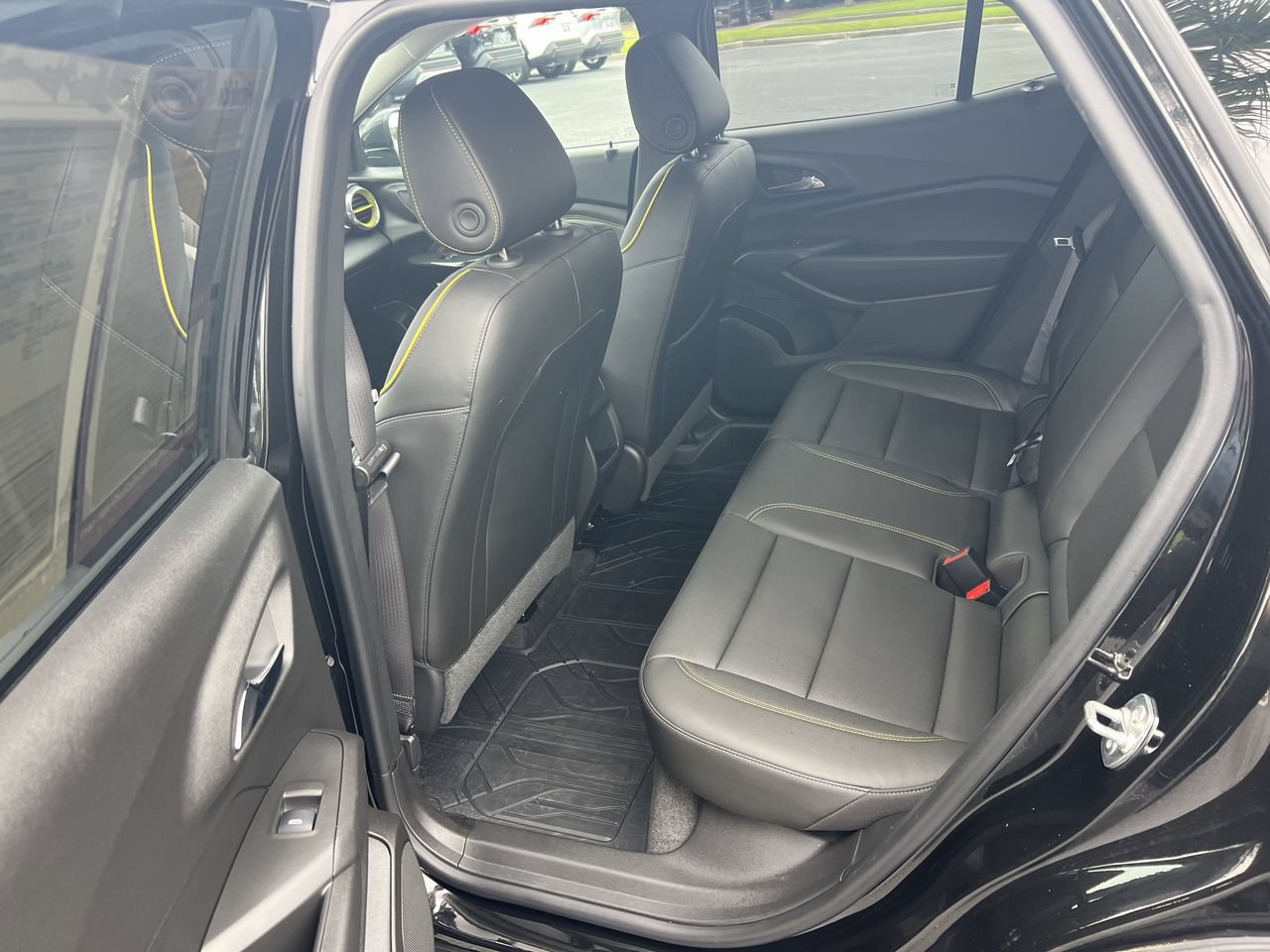 Used 2025 Chevrolet Trax ACTIV w/ Driver Confidence Package FWD image 33