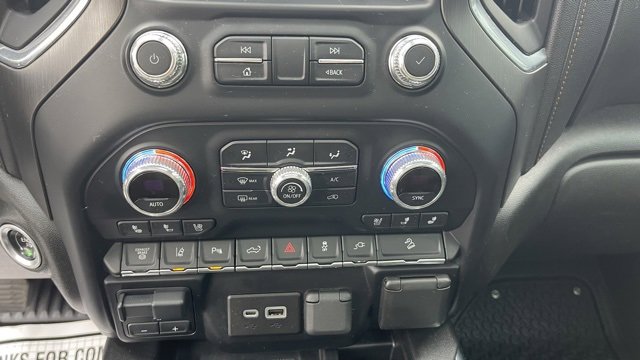 Used 2022 GMC Sierra 2500 AT4 image 15