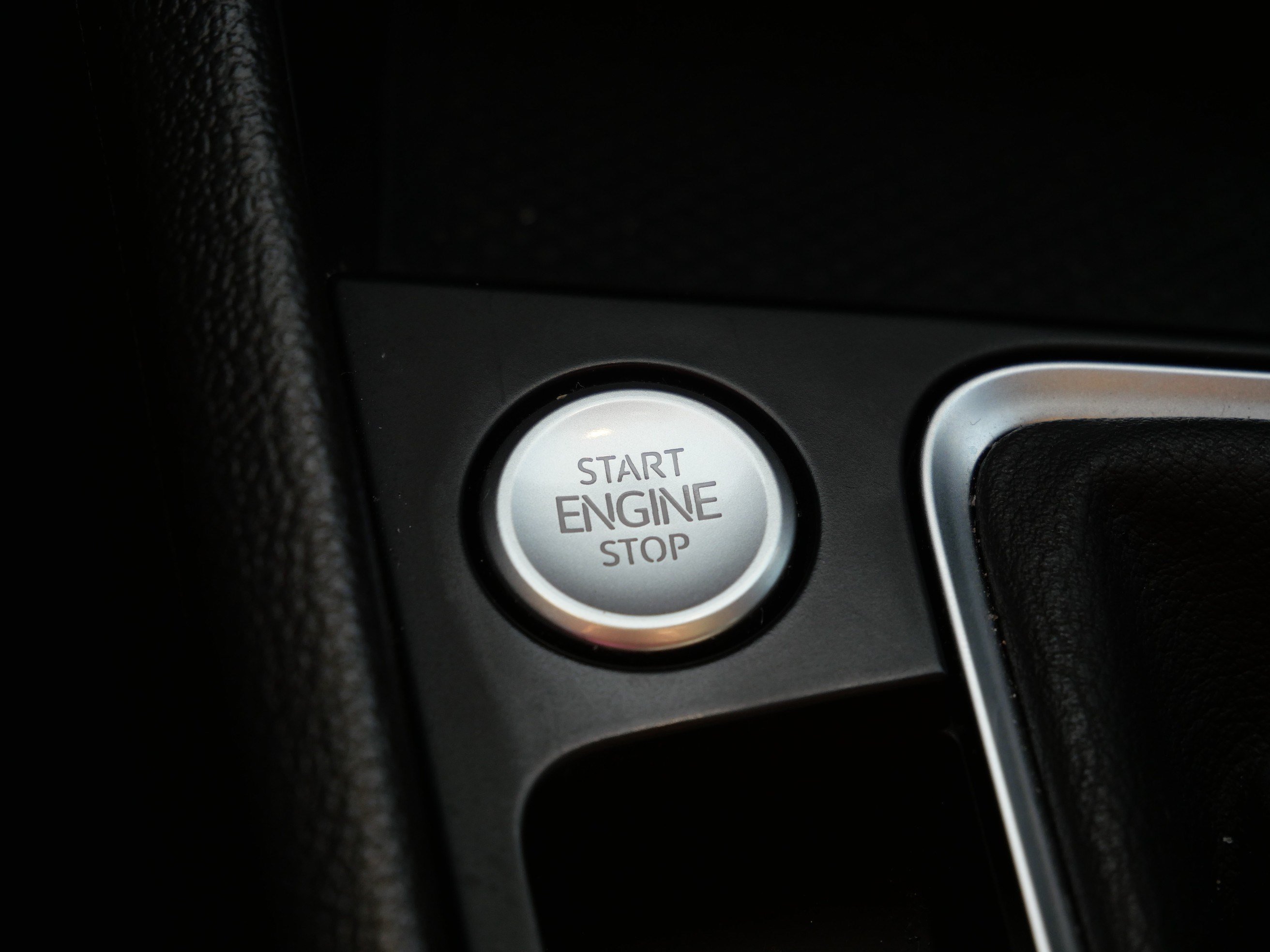 Used 2022 Volkswagen Jetta SE FWD image 29