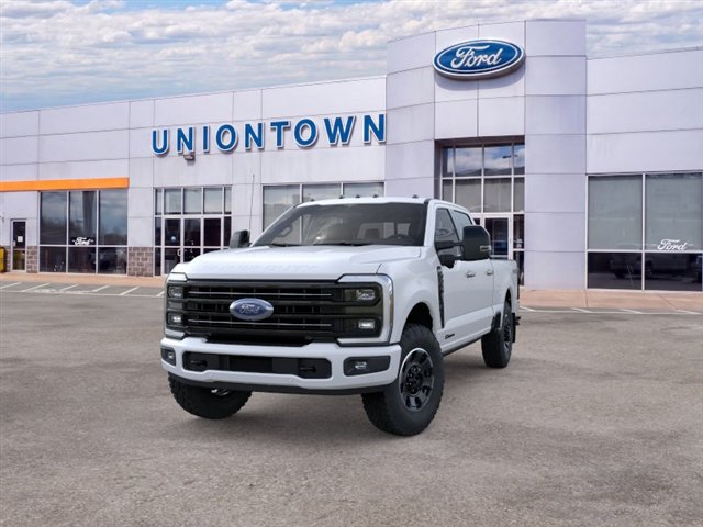 New 2026 Ford F350 Platinum w/ Tremor Off-Road Package AWD/4WD image 2