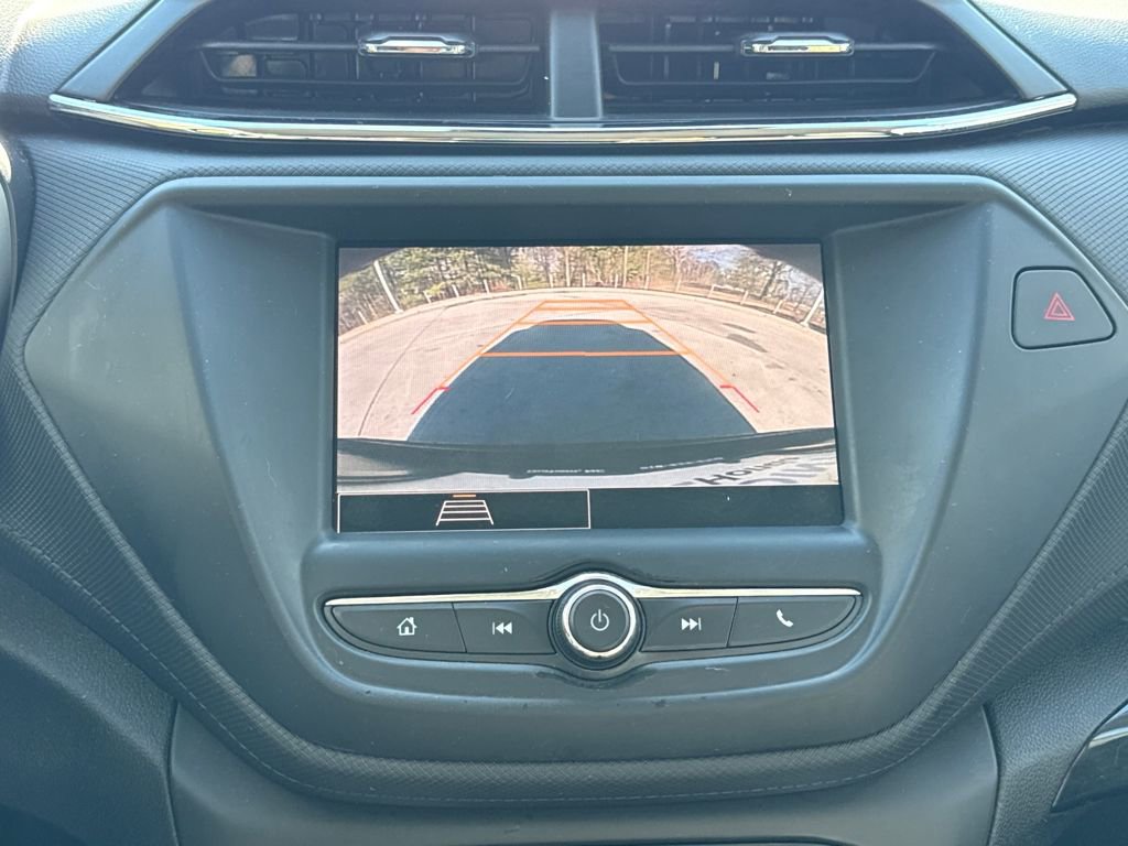 Used 2021 Chevrolet TrailBlazer LS image 24