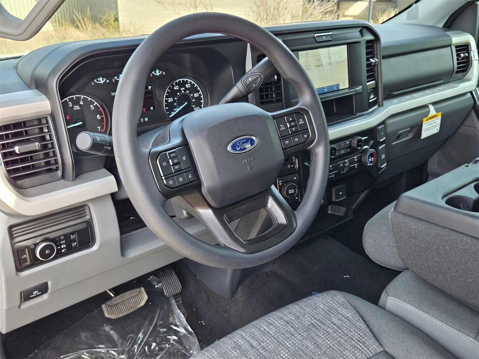 New 2026 Ford F250 XLT w/ FX4 Off-Road Package image 13