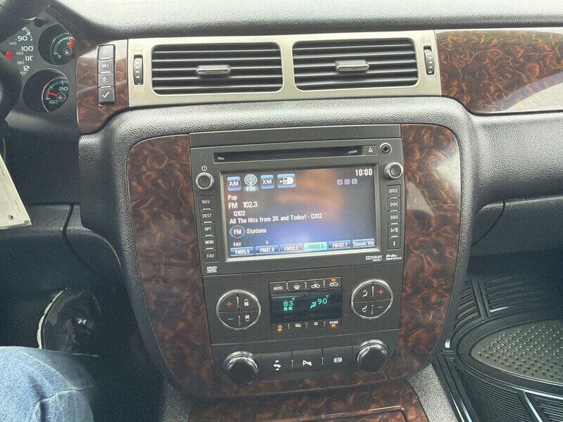 Used 2013 GMC Sierra 3500 Denali image 25