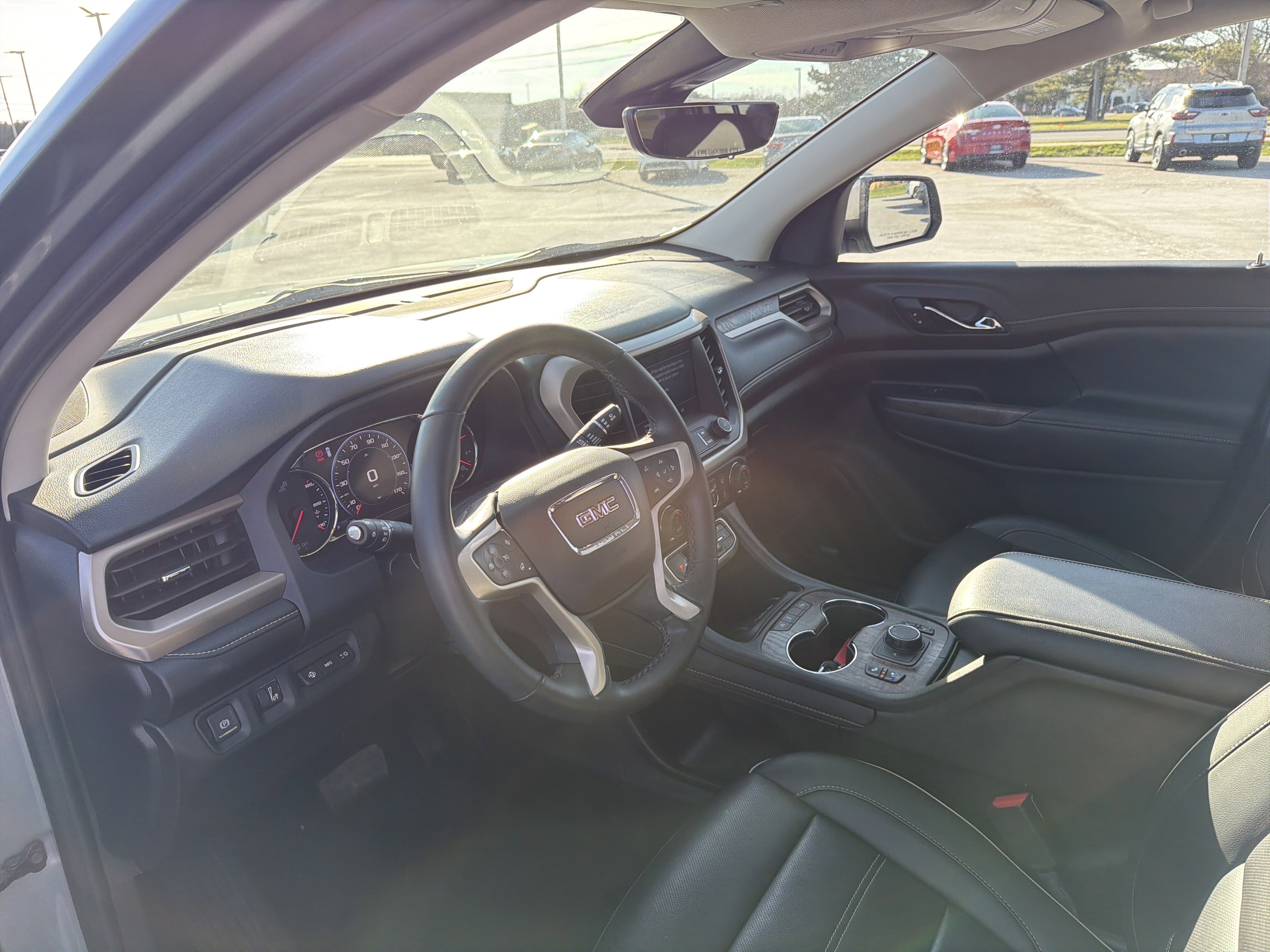 Used 2023 GMC Acadia Denali w/ Denali Technology Package image 17