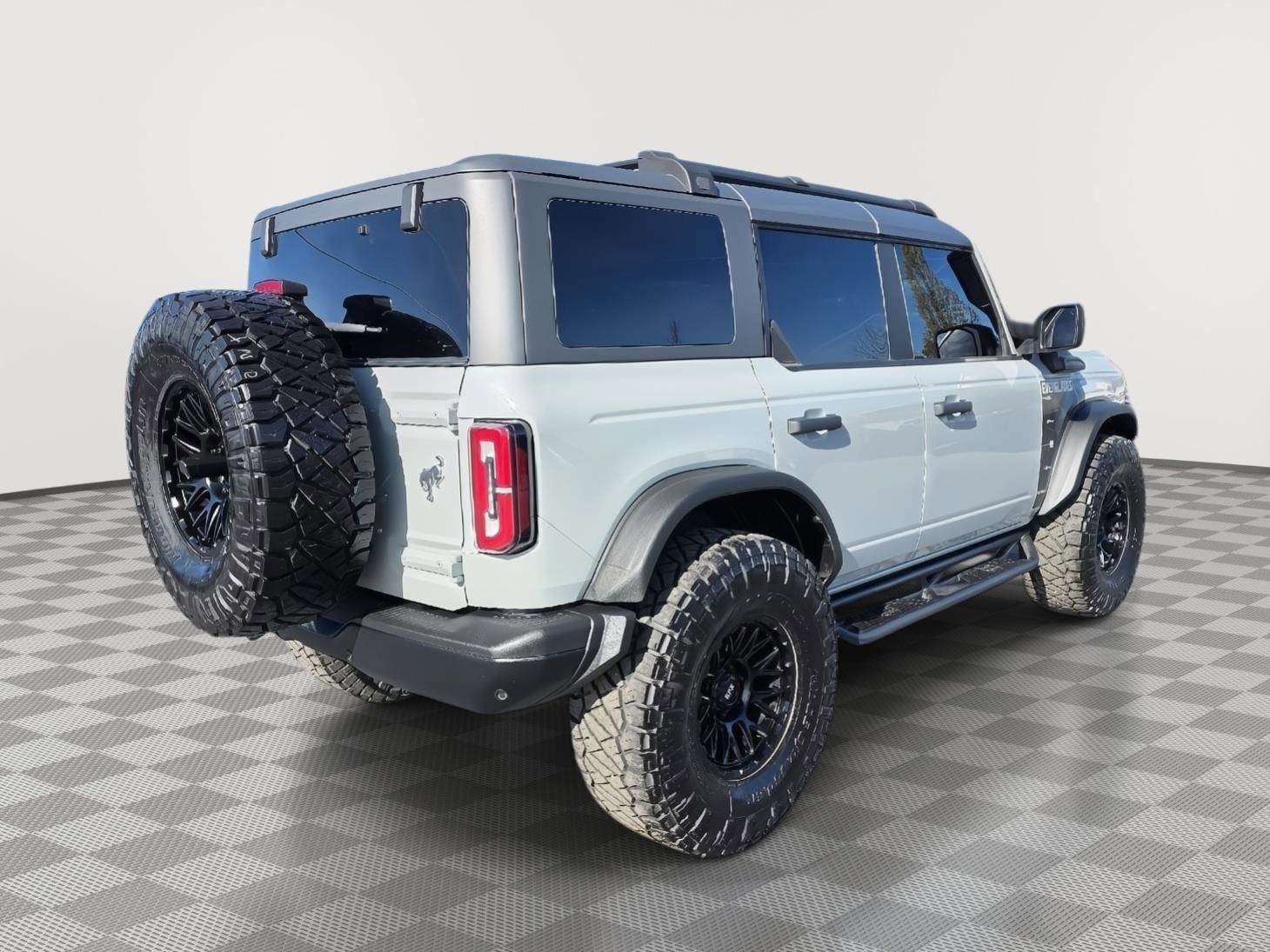 Used 2024 Ford Bronco Everglades AWD/4WD image 4