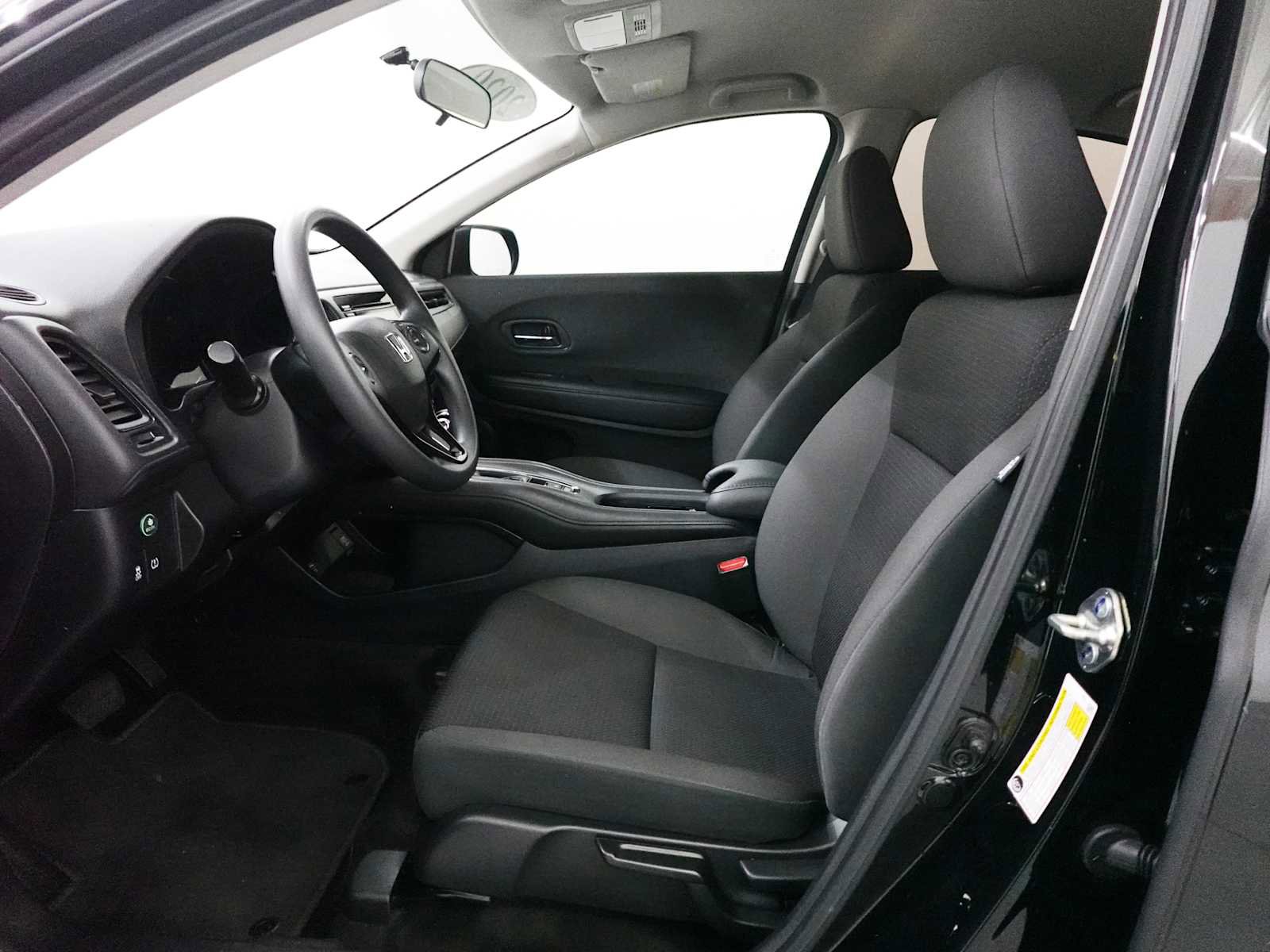Certified 2020 Honda HR-V LX image 12
