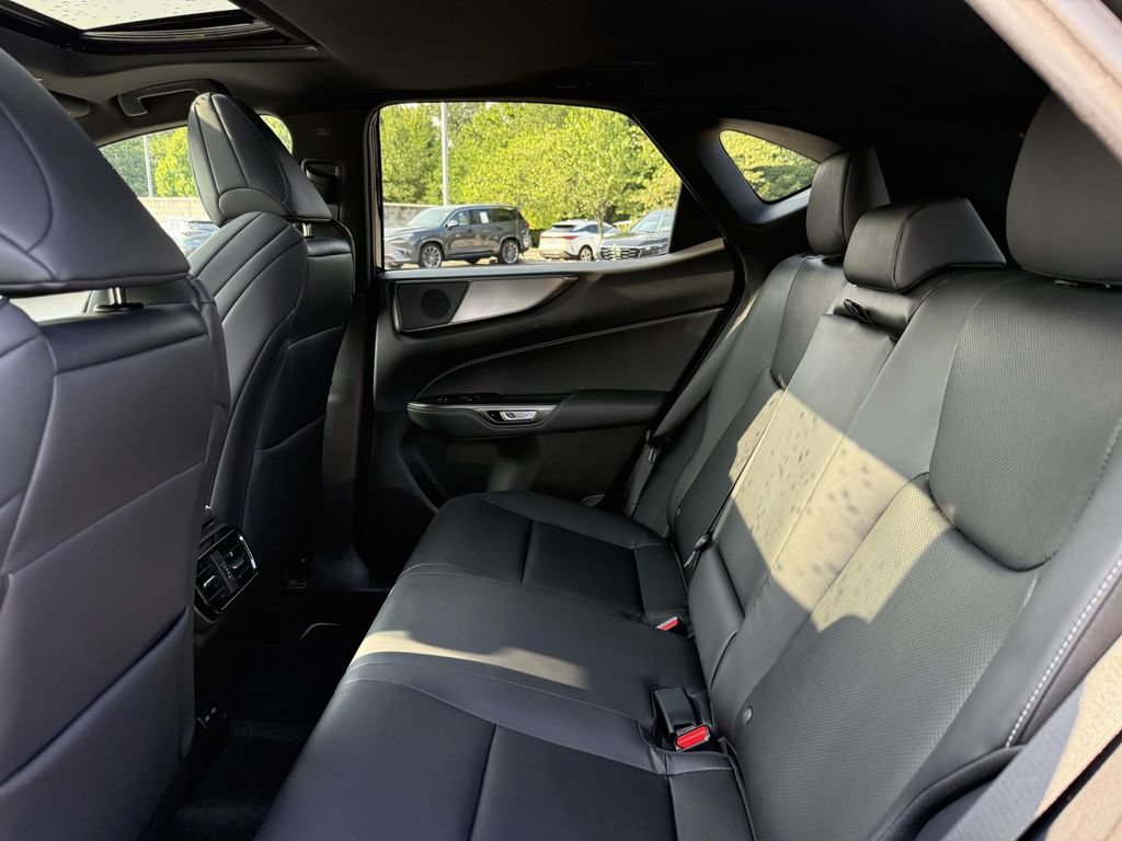 Used 2024 Lexus NX 350 F Sport AWD/4WD image 17