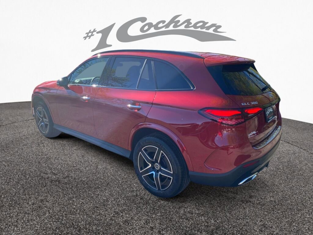 New 2025 Mercedes-Benz GLC 300 4MATIC image 4