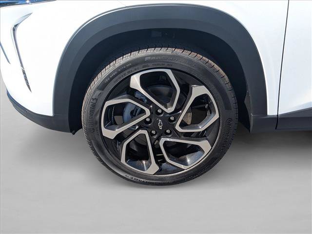New 2026 Chevrolet Trax RS w/ Sunroof Package FWD image 10