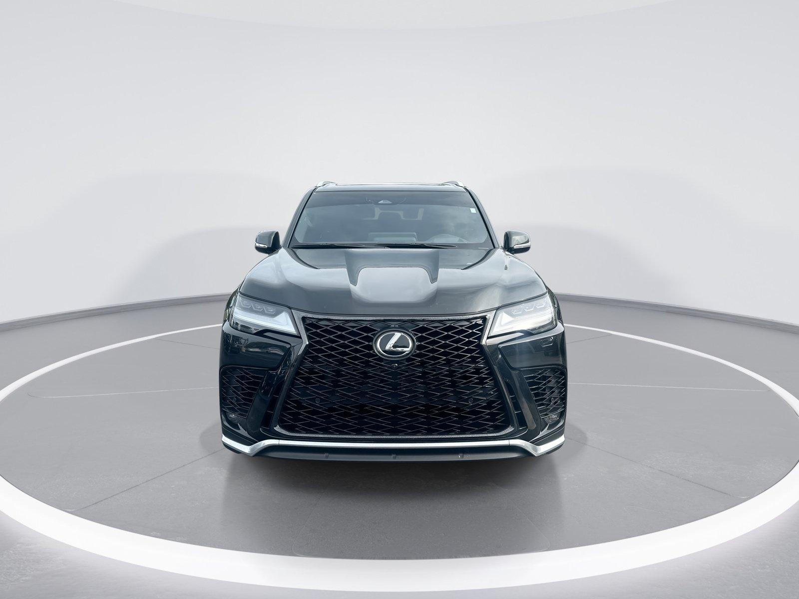 Used 2026 Lexus LX 600 F Sport w/ Accessory Package (Z1) AWD/4WD image 3