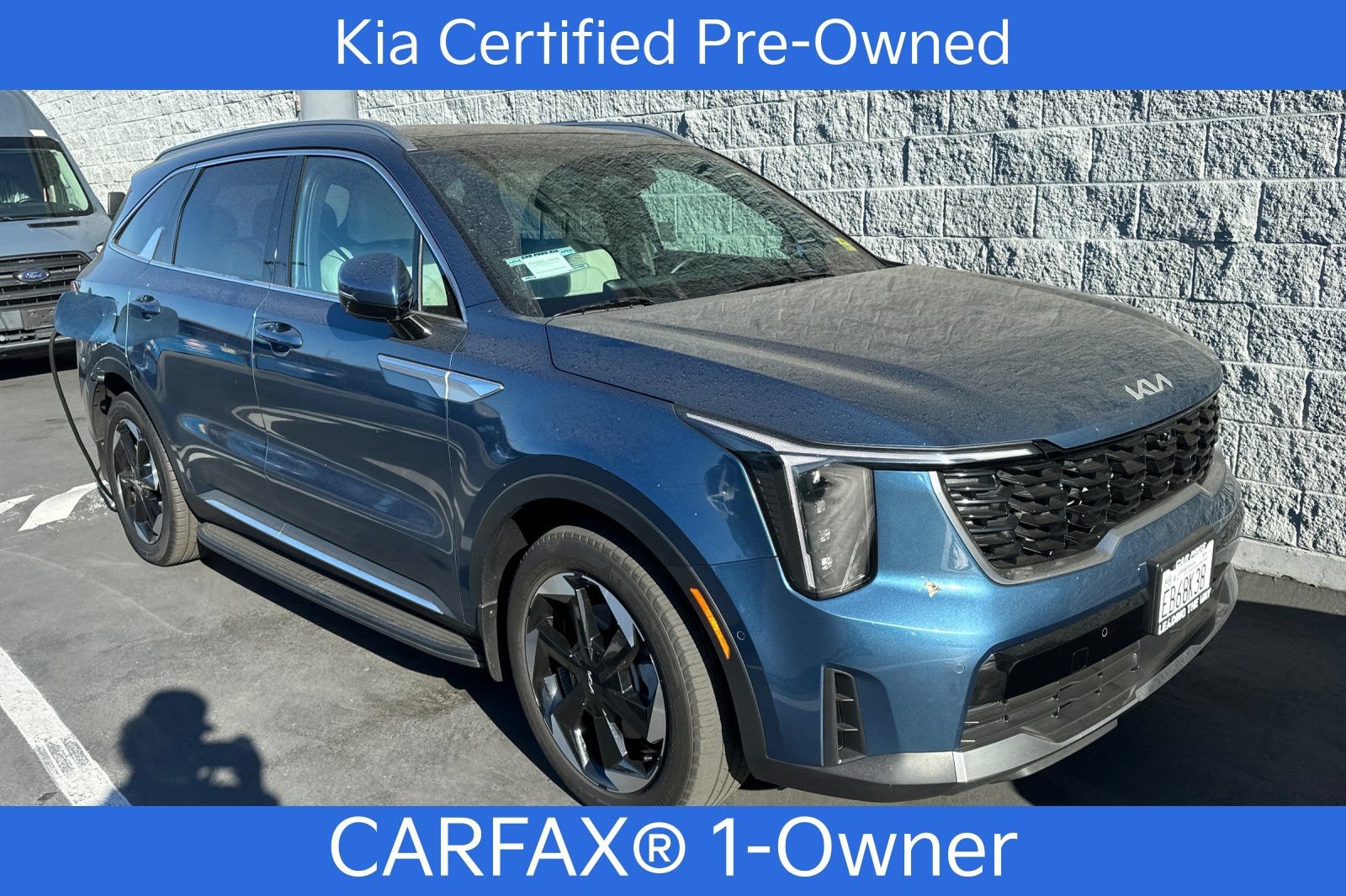 Certified 2025 Kia Sorento SX Prestige AWD/4WD image 2