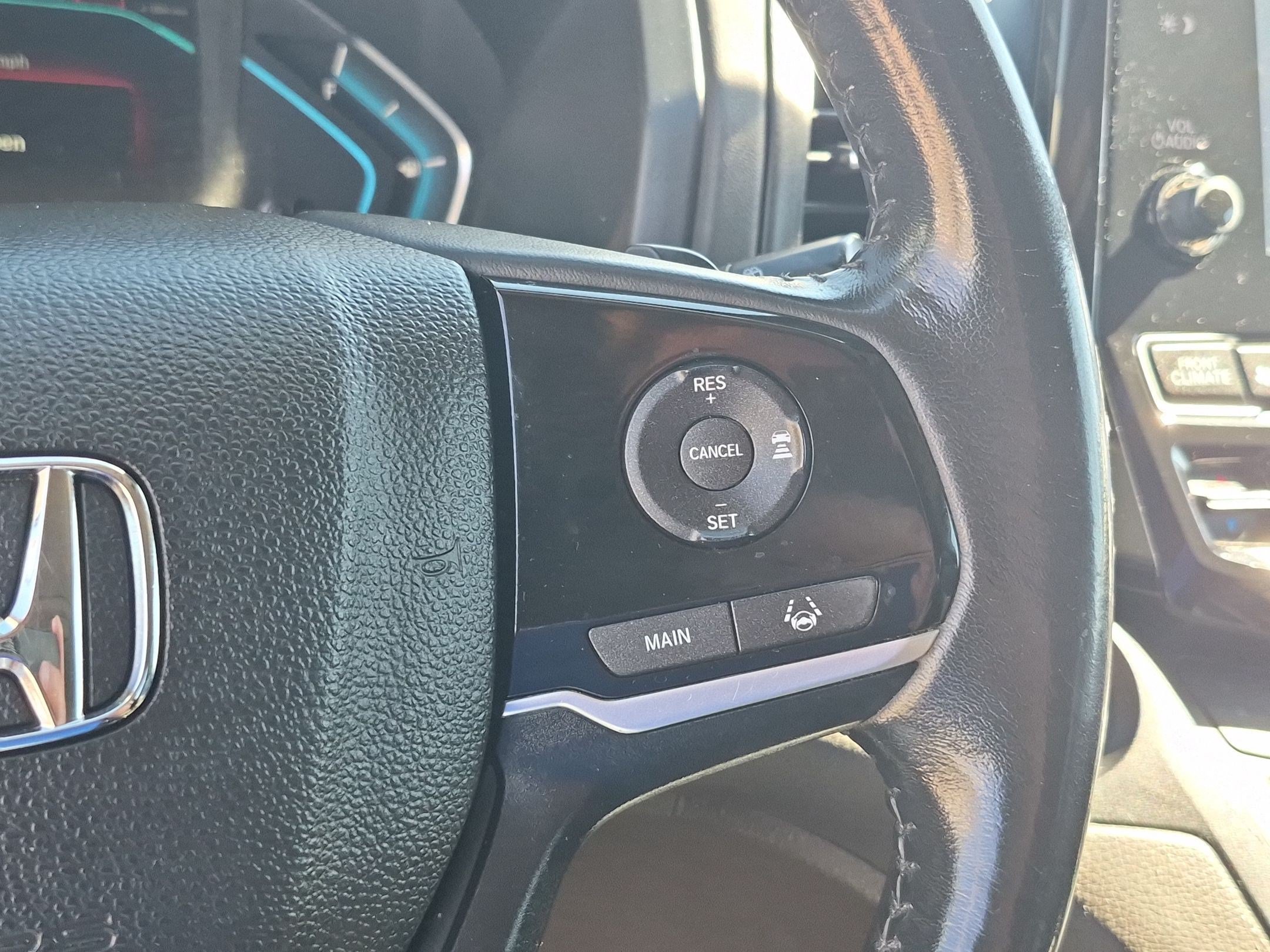 Used 2018 Honda Odyssey EX-L image 19