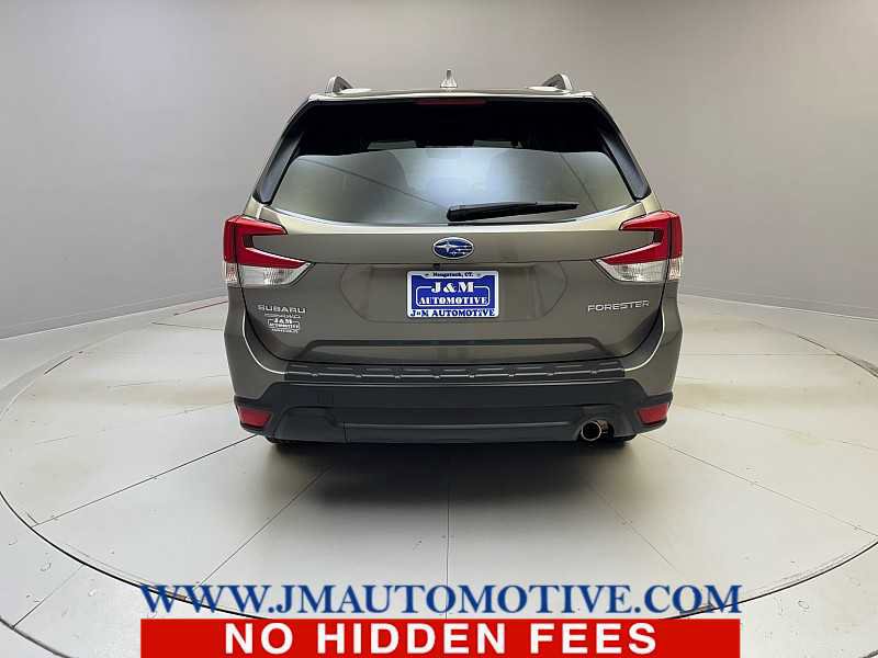 Used 2020 Subaru Forester Limited image 4