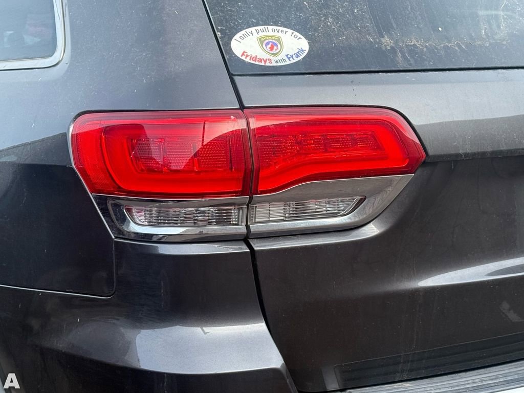Used 2015 Jeep Grand Cherokee Limited RWD image 10