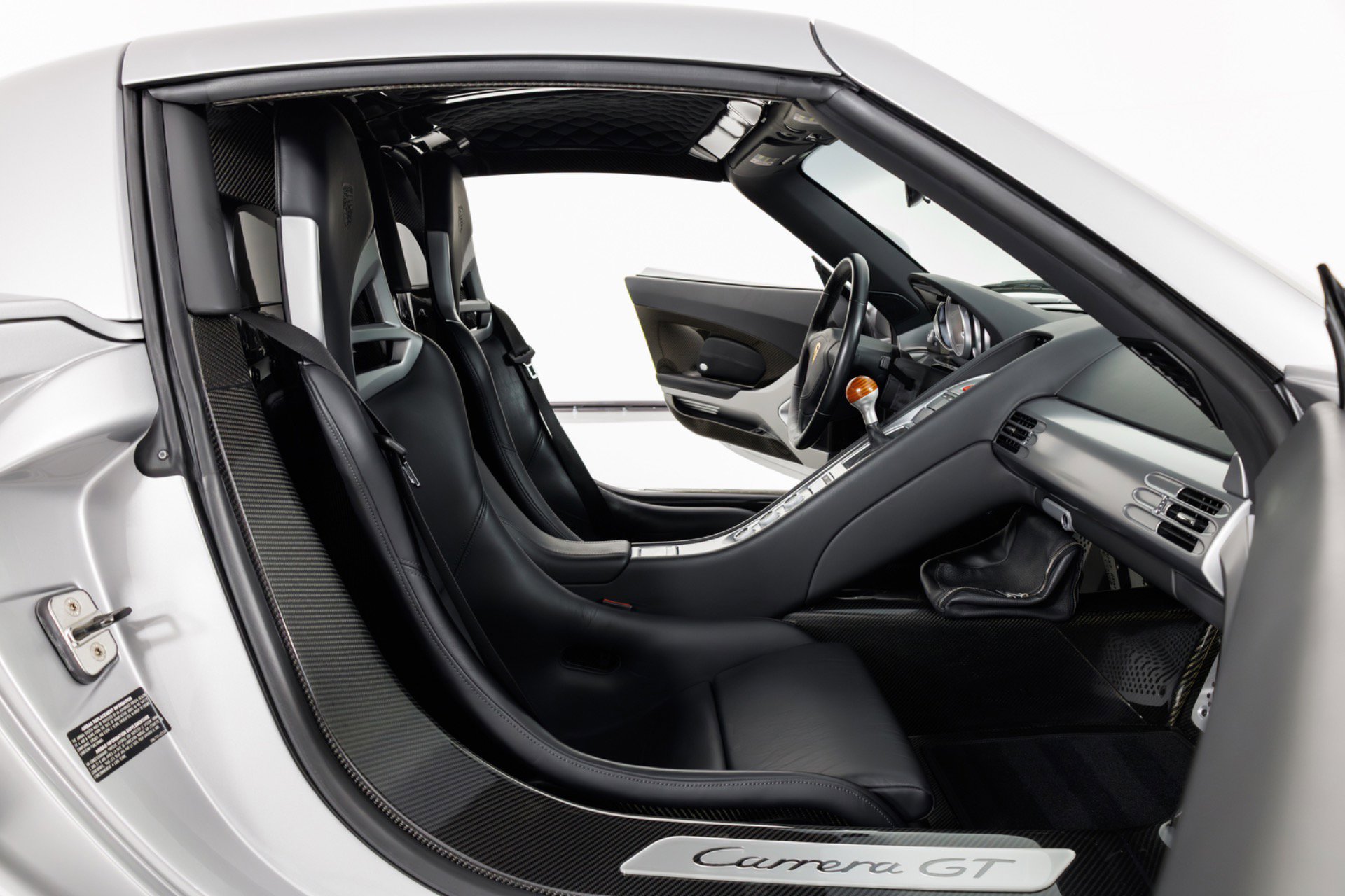 Used 2004 Porsche Carrera GT RWD image 35