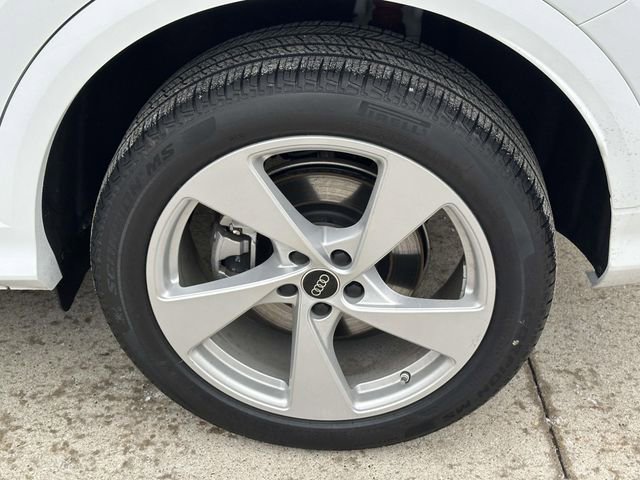 New 2025 Audi Q5 Premium Plus image 4