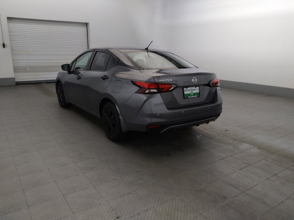 Used 2020 Nissan Versa S FWD image 5