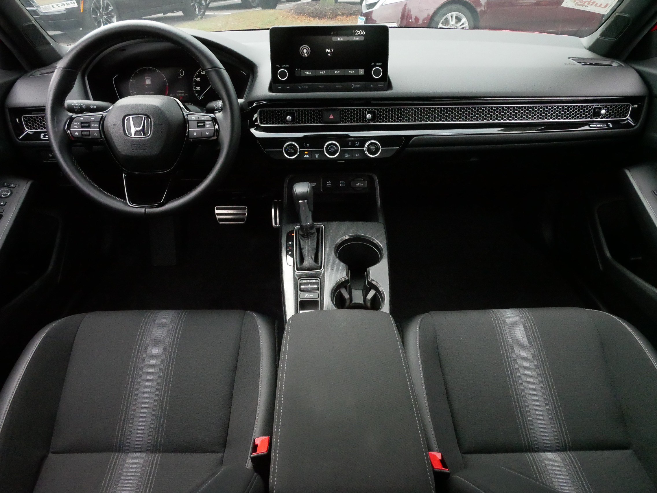 Used 2025 Honda Civic Sport image 10