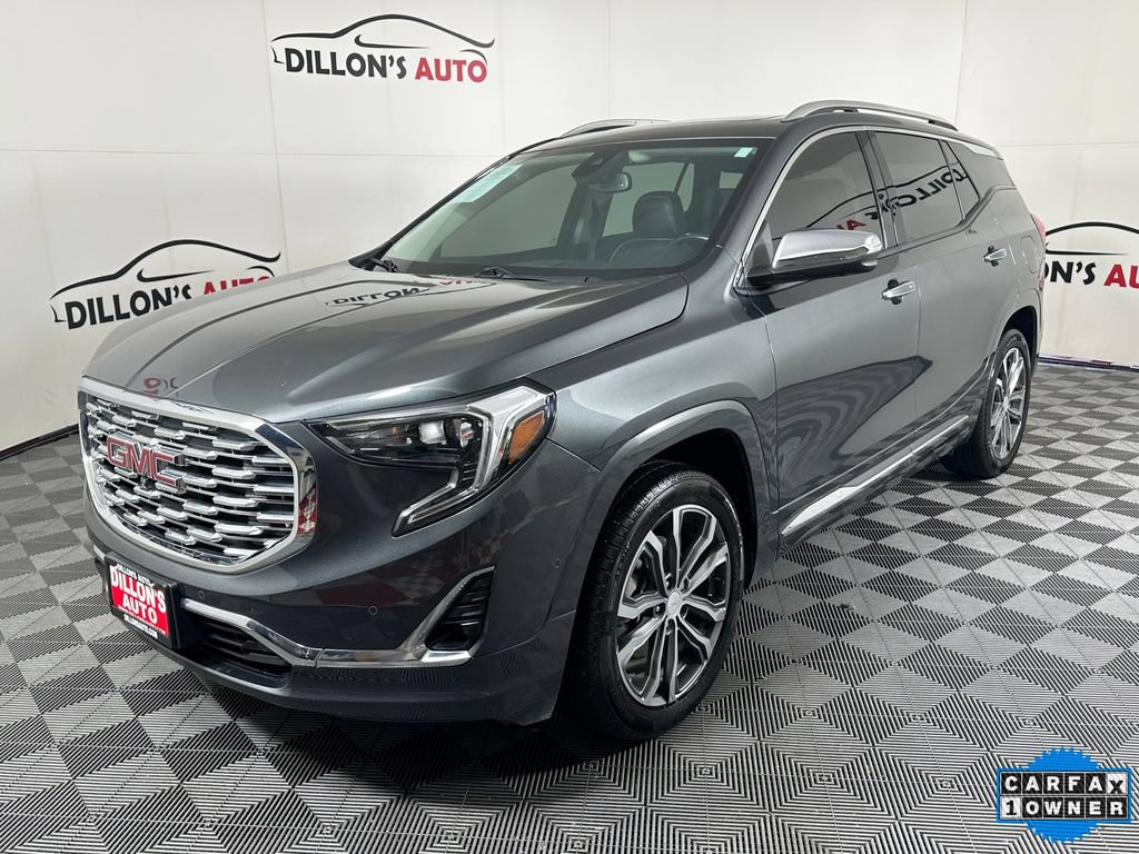 Used 2020 GMC Terrain Denali w/ GMC Pro Grade Package AWD/4WD image 2