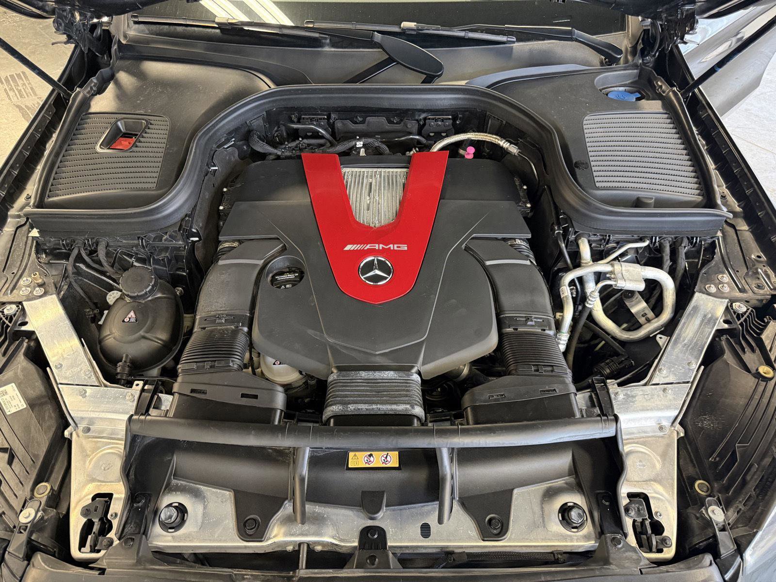 Used 2022 Mercedes-Benz GLC 43 AMG 4MATIC image 37