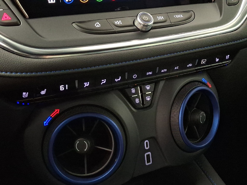Used 2023 Chevrolet Blazer RS w/ Driver Confidence II Package FWD image 17
